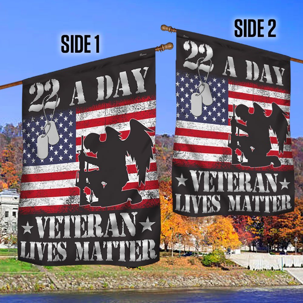 22 A Day Veterans Flag Veteran Lives Matter Suicide Awareness TQN496F