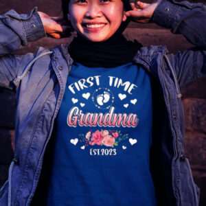 First time grandma 2023 mothers day T shirt