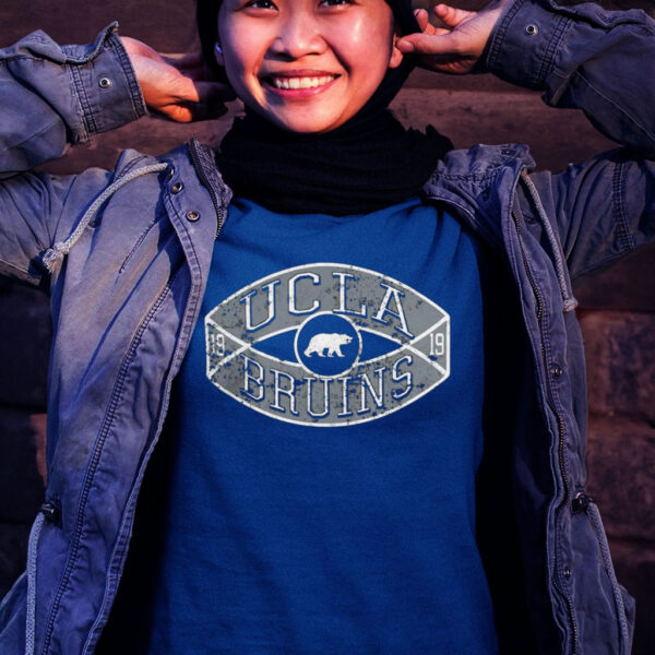 Official Ucla bear ring T-shirt