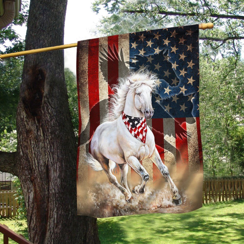 American Horse Patriotic Flag Future LNT17F