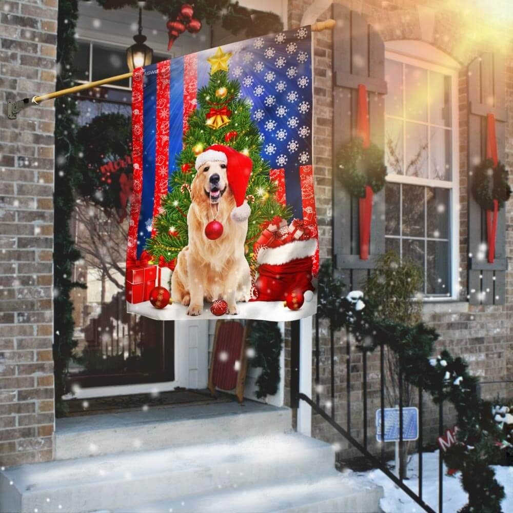 Golden Retriever. Merry Christmas Flag