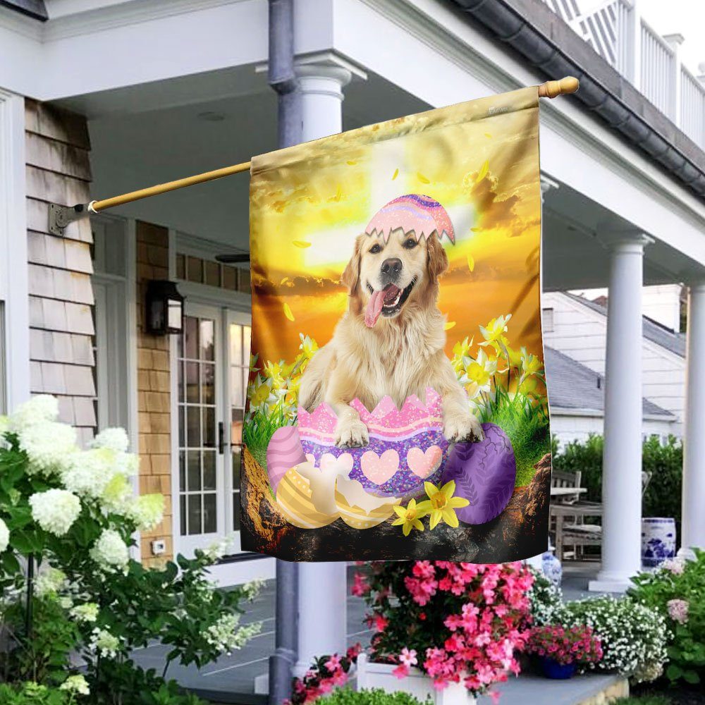 Golden Retriever Is Ready For Easter Flag