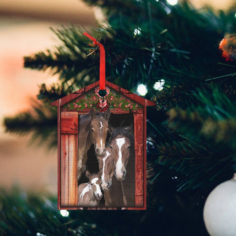 Happy Family Horse Christmas Ornament BNN593Ov1