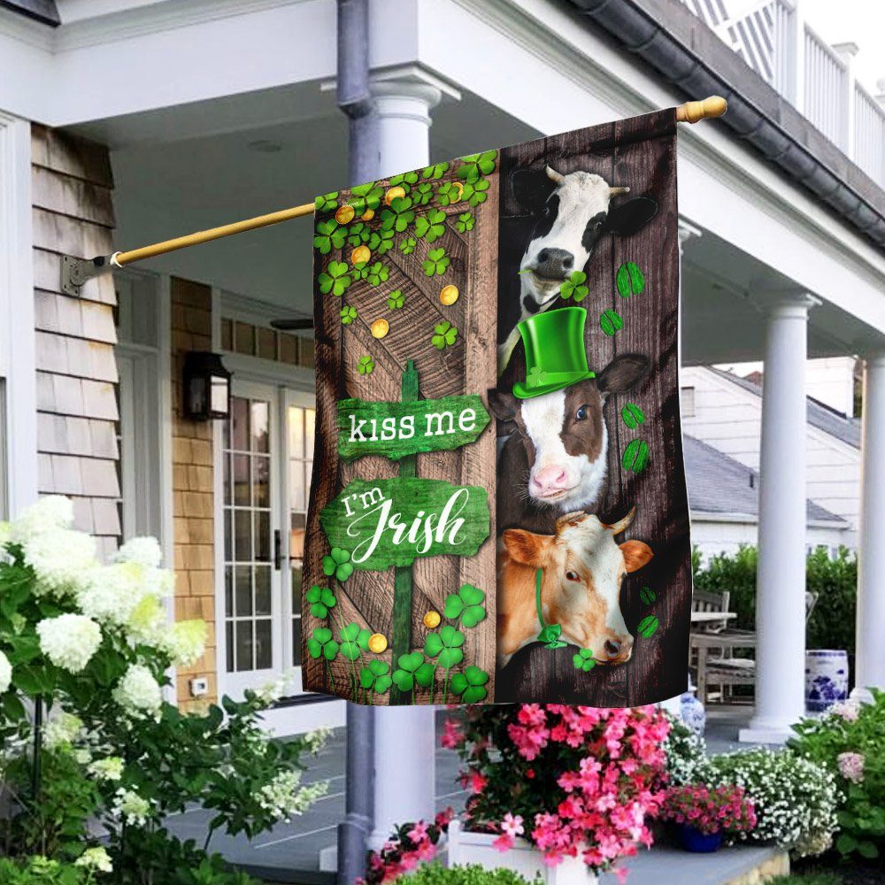 Kiss Me I’m Irish Cow Cattle Flag