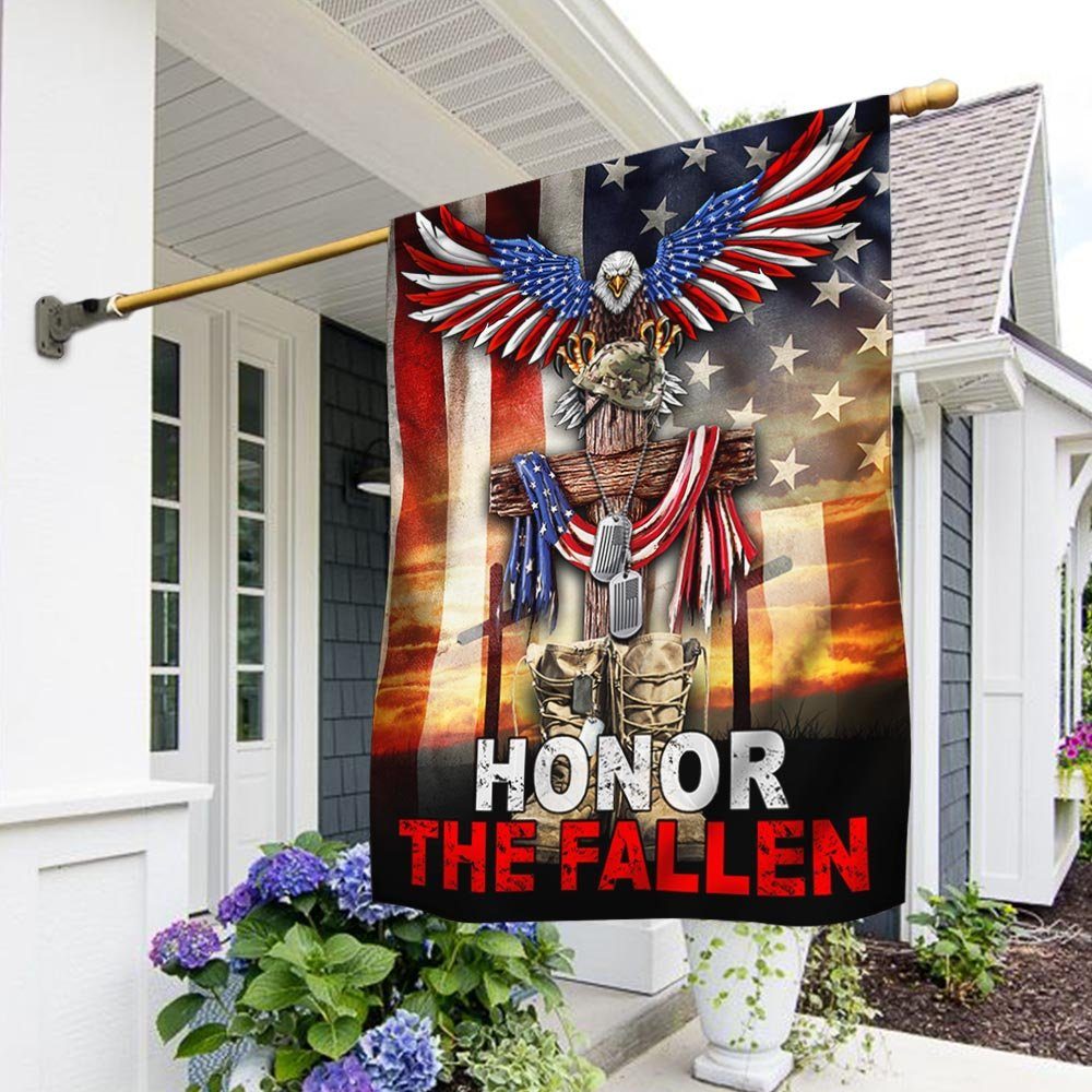 Memorial Day Veterans. Honor The Fallen. Christian Cross. American Eagle Flag TPT159F