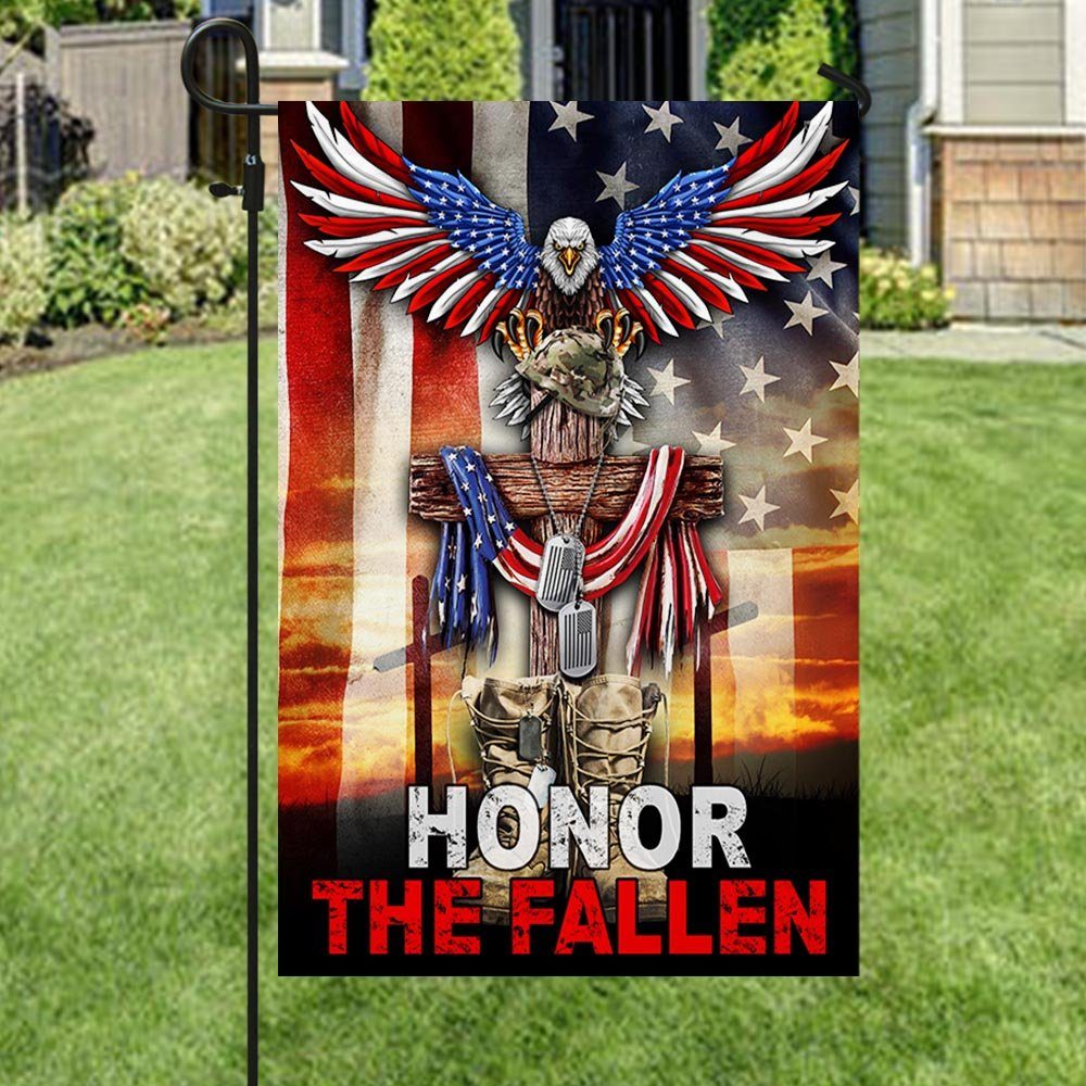 Memorial Day Veterans. Honor The Fallen. Christian Cross. American Eagle Flag TPT159F