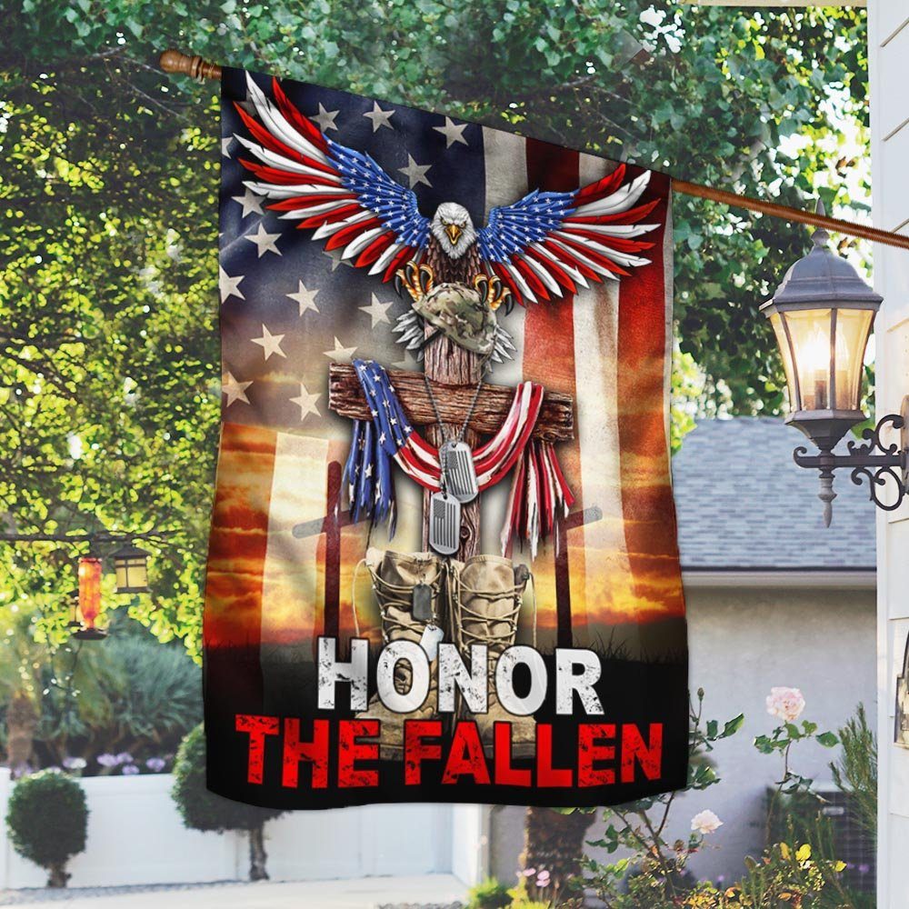 Memorial Day Veterans. Honor The Fallen. Christian Cross. American Eagle Flag TPT159F