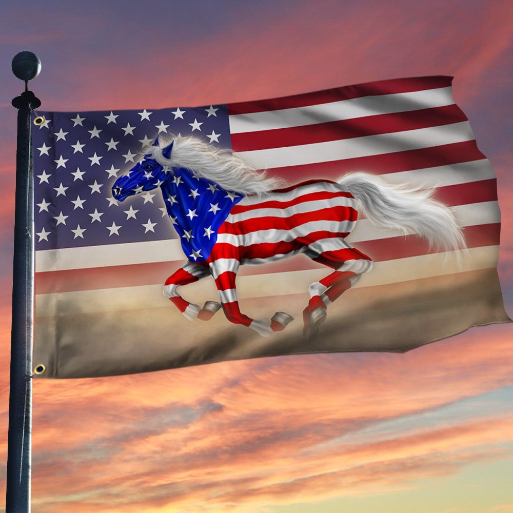 Patriotic Horse American Grommet Flag TQN302GF