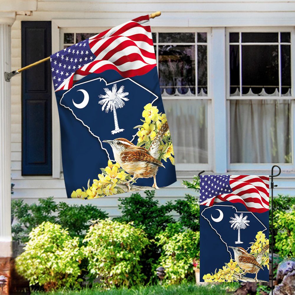 South Carolina With Carolina Wren Bird and Yellow Jessamine Flower, South Carolina Flag TPT811F