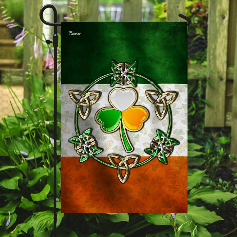 Team Irish Lucky Charm Flag