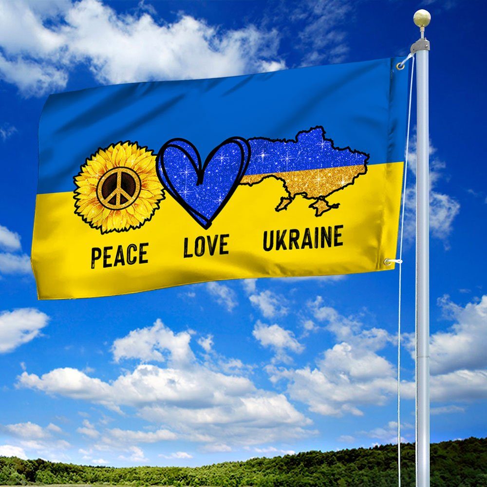 Ukraine Grommet Flag Peace Love Ukraine BNN607GF