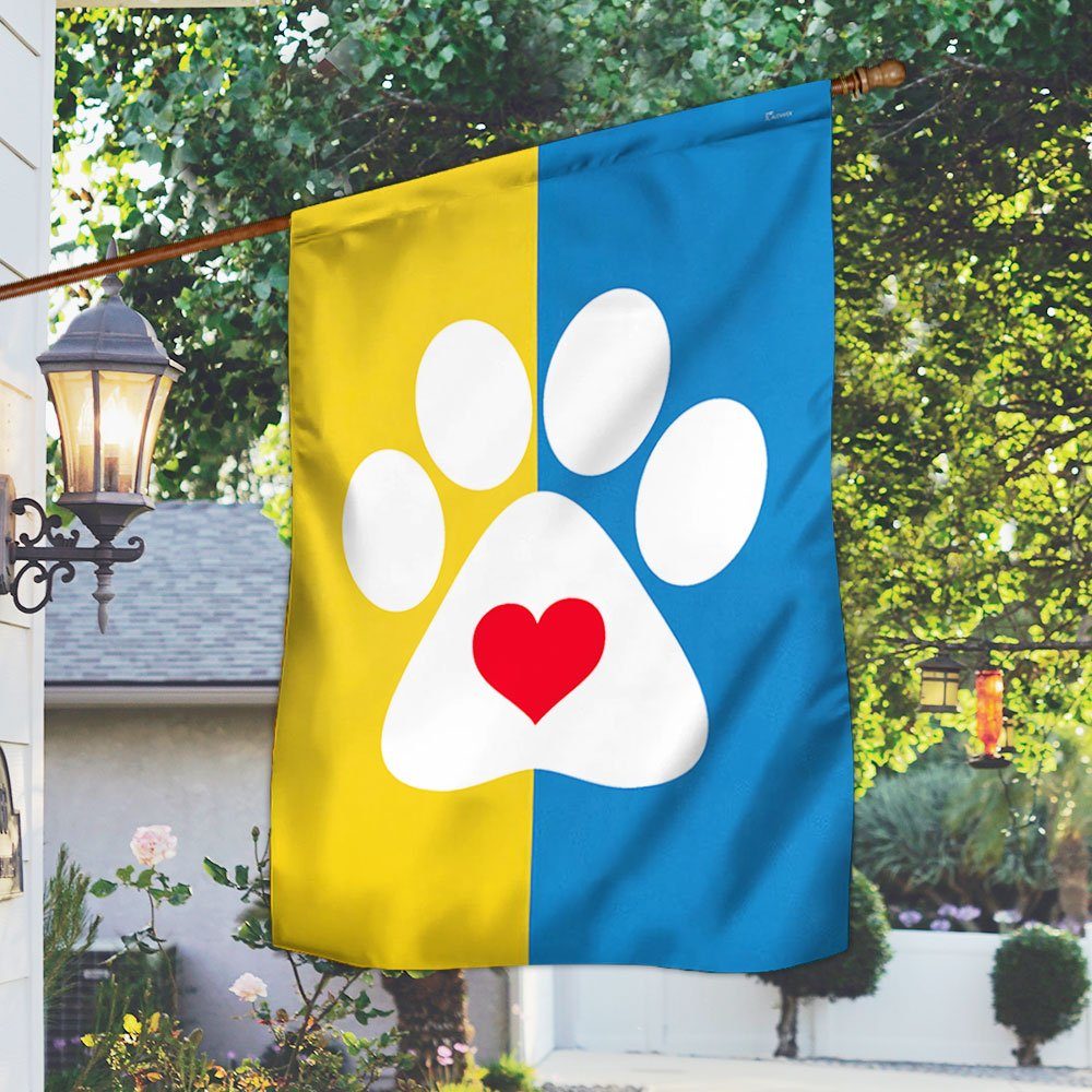 Ukraine Pets Flag. Paws For Peace, Stand With Ukraine QNK1093F