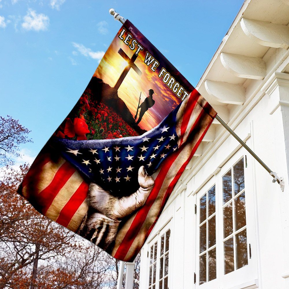 Veteran Poppy Memorial Day. Lest We Forget Flag