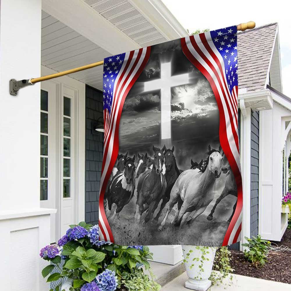 Wild Horses Running American Flag DBD3210F