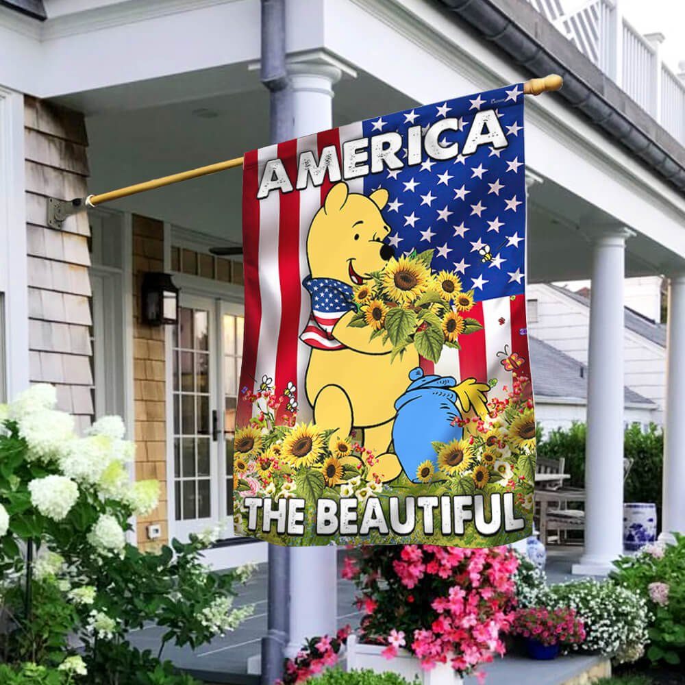 Winnie the Pooh Flag America The Beautiful LNT190F