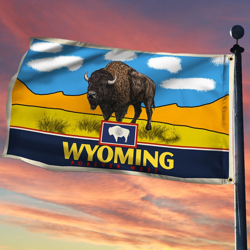 Wyoming Grommet Flag Forever West LNT413GF