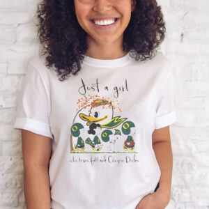 JUST A GIRL WHO LOVES FALL AND OREGON DUCKS SNOOPY PEANUTS SHIRT