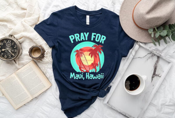 Official MauI strong fundraiser lahaina banyan tree lahaina strong pray for mauI T-shirt