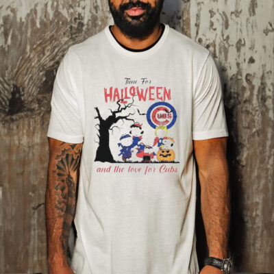 Official Peanuts time for halloween and the love for Chicago Cubs logo 2023 T-shirt