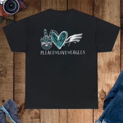 Pleace Love Philadelphia Eagles T-Shirt