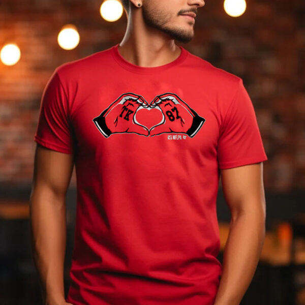 Travis Kelce Heart Hands T-Shirt