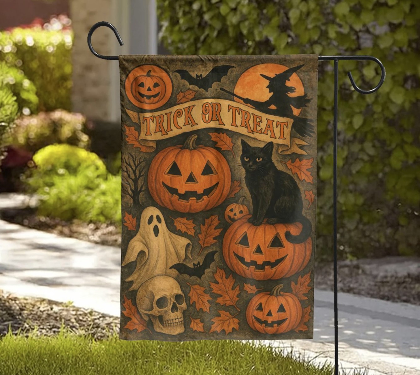 Trick Or Treat Halloween Flag – Black Cat Garden Flag